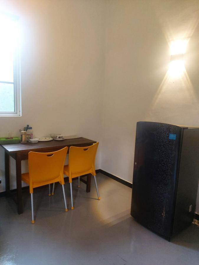 Anusha Apartment 15 Homestay Galle Exterior foto