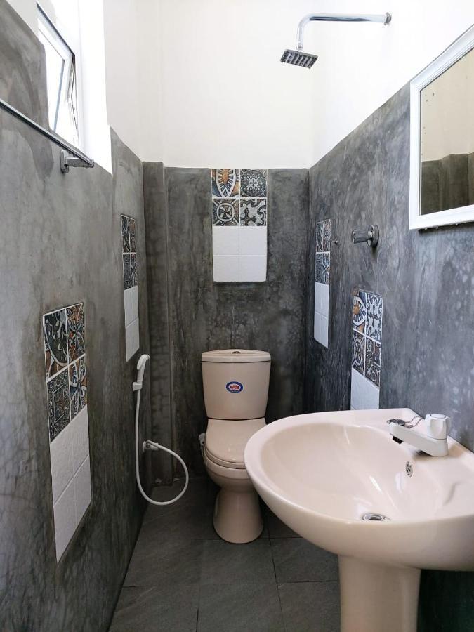 Anusha Apartment 15 Homestay Galle Exterior foto