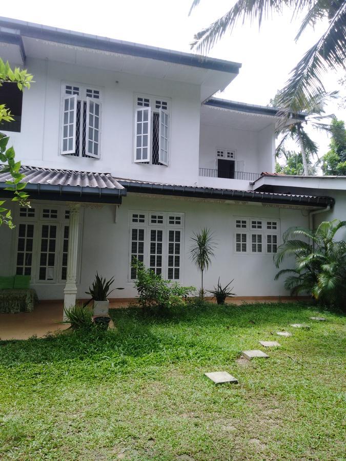 Anusha Apartment 15 Homestay Galle Exterior foto